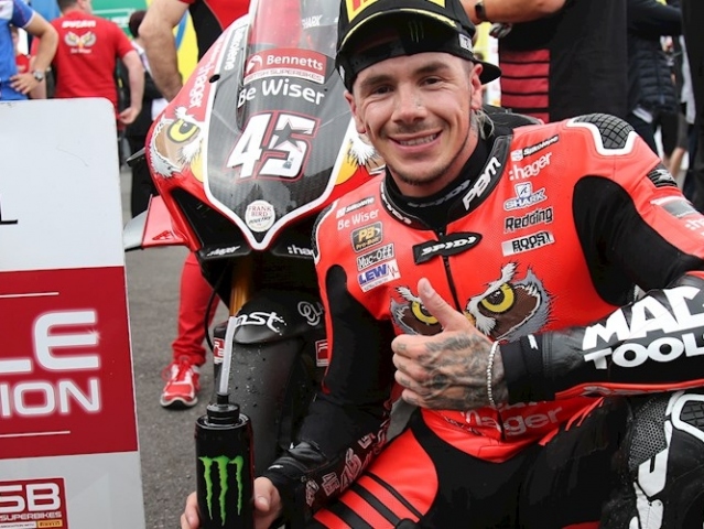 Hlavní obrázek k článku: BSB-Thruxton: Pole Position pro Scotta Reddinga