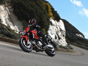 Aprilia Shiver 750: facelift pro rok 2010