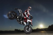 2013-Ducati-Hypermotard-Nicky-Hayden-01-635x422