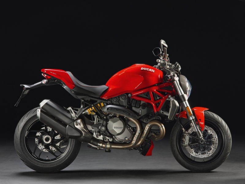 Ducati Monster 1200 2017: štíhlejší a rychlejší - 1 - 1 2017 Ducati Monster 1200 S24