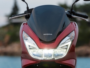 Prodejům motocyklů letos zatím jasně vévodí Honda