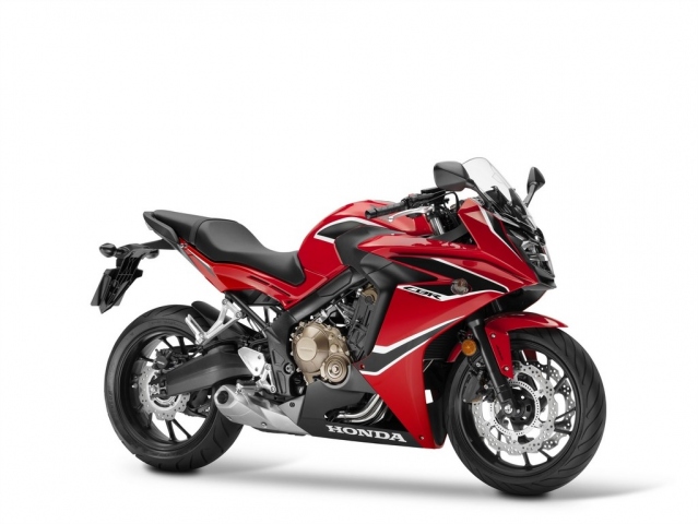 Honda CBR 650 F 2017 hutn zvuk a vy v kon Motoforum.cz