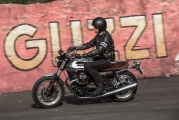 1 2017 V7 III Moto Guzzi 4