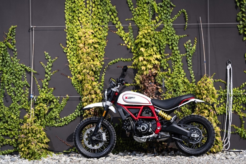 Ducati Scrambler Desert Sled, Café Racer a Full Icon 2019: JOYVOLUTION - 10 - 2 2019 Ducati Scrambler Desert Sled (4)