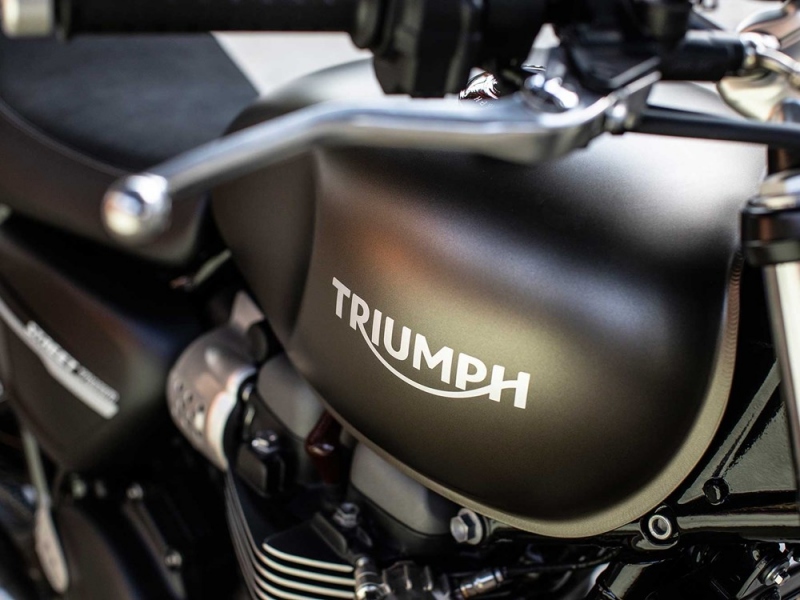 Triumph Street Twin 2019: s výkonnějším motorem - 18 - 1 2019 Triumph Street Twin (24)