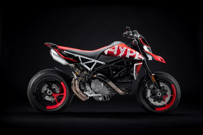 Ducati Hypermotard 950 RVE: Graffiti design - 1 - 1 2020 Ducati Hypermotard 950 RVE (2)
