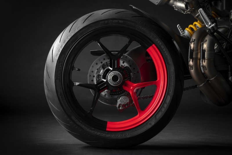 Ducati Hypermotard 950 RVE: Graffiti design - 14 - 1 2020 Ducati Hypermotard 950 RVE (5)