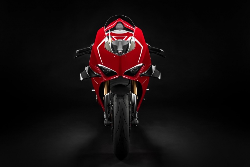 Ducati Panigale V4 2020: s aerodynamickými křidýlky - 28 - 1 2020 Ducati Panigale V4R (5)