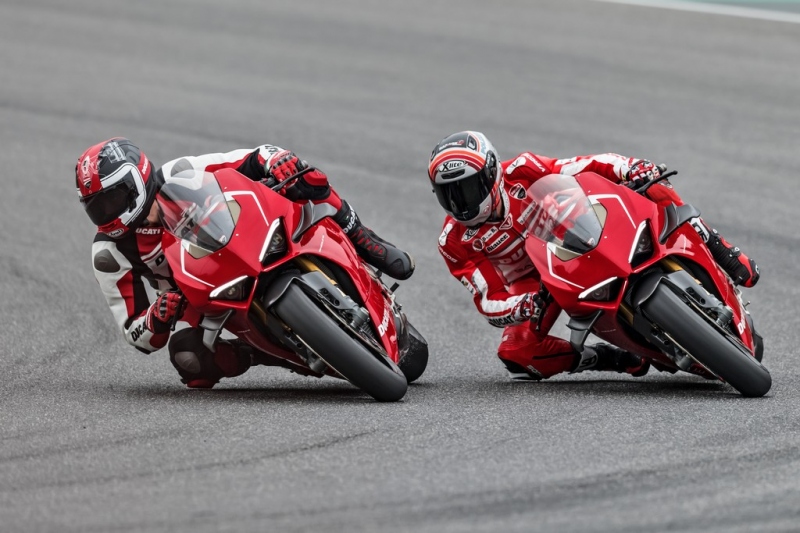 Ducati den v Mostě 2020 - pozor, změna termínu! - 2 - 1 2020 Ducati Panigale V4R (8)