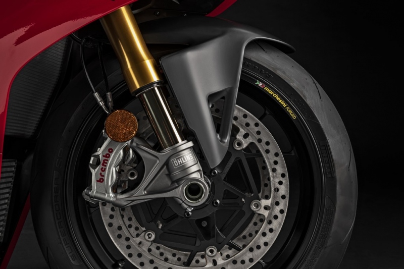 Ducati Panigale V4 2020: s aerodynamickými křidýlky - 12 - 1 2020 Ducati Panigale V4 (20)