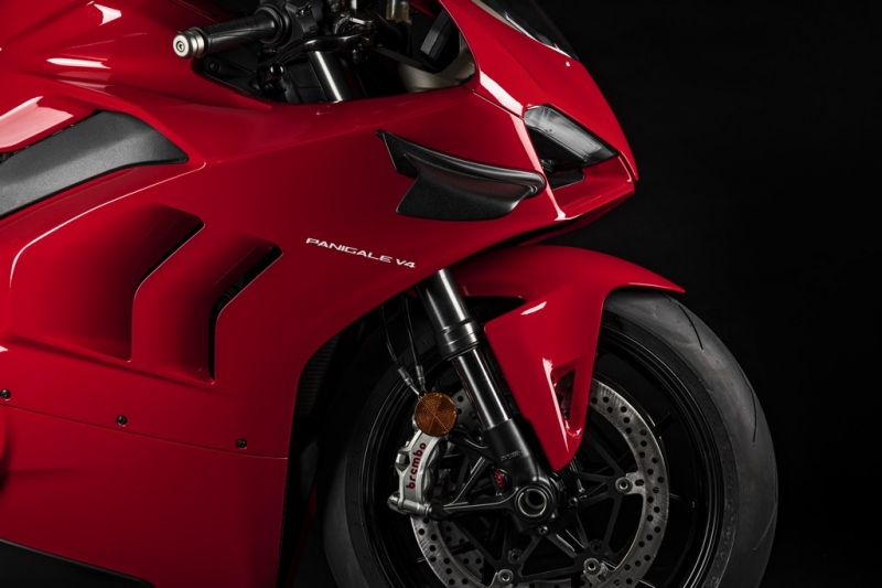 Ducati Panigale V4 2020: s aerodynamickými křidýlky - 16 - 1 2020 Ducati Panigale V4 (7)