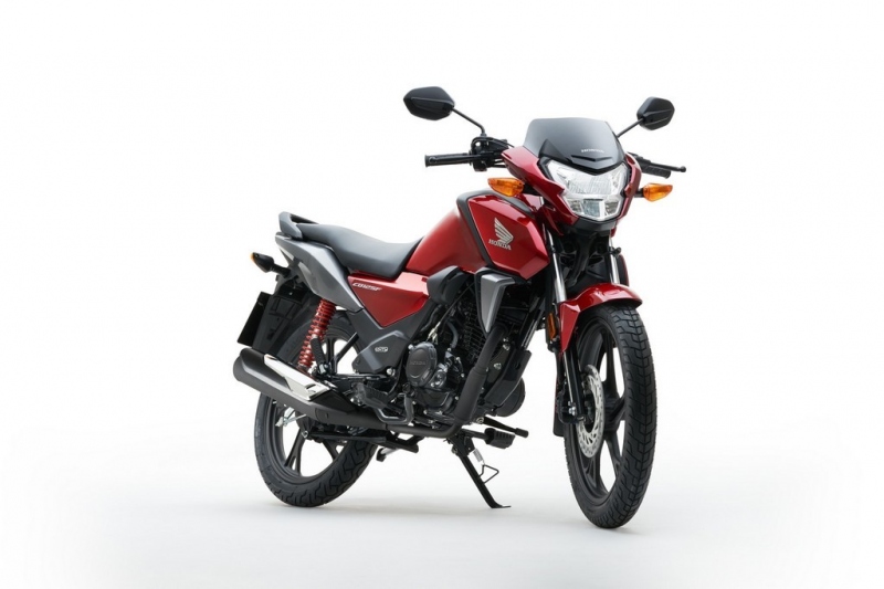 Honda CB125F 2021: motorka pro začátečníky - 2 - 1 2021 Honda CB125F (4)