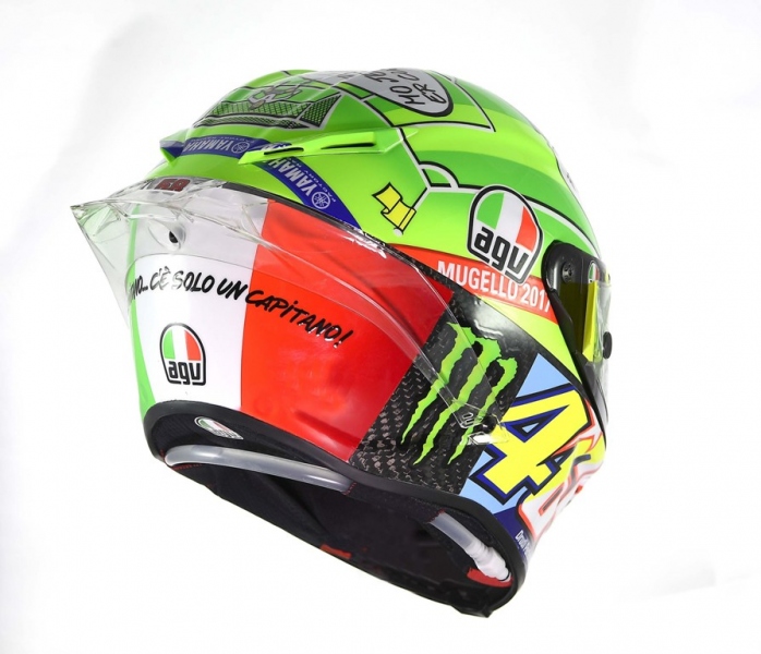 Valentino Rossi na helmě AGV vzdal hold Haydenovi a Tottimu - 4 - 1 AGV helma Rossi 2017 Mugello07