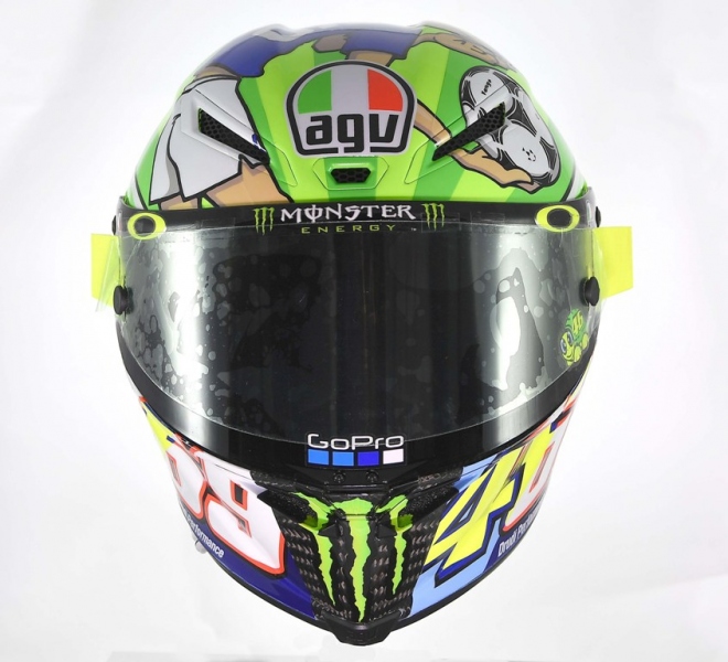 Valentino Rossi na helmě AGV vzdal hold Haydenovi a Tottimu - 1 - 1 AGV helma Rossi 2017 Mugello01