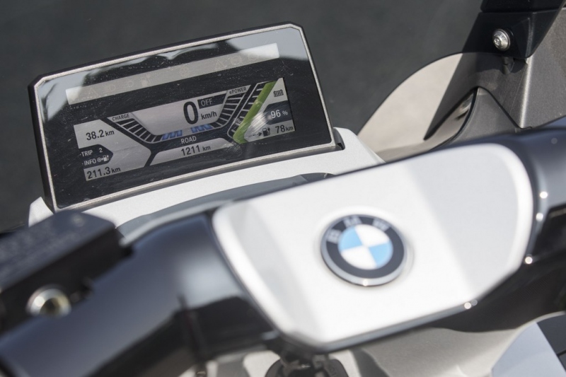 Test BMW C Evolution: německá elektrifikace - 7 - 1 BMW C Evolution test (11)