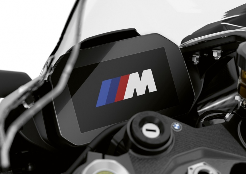 BMW M 1000 RR 2021: ryzí závodní technologie - 9 - 1 BMW M 1000 RR 2021 (28)