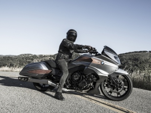 BMW Motorrad Concept 101: šest válců ke svobodě