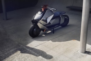 1 BMW Motorrad Concept Link5