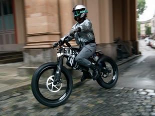 BMW Motorrad Vision AMBY: koncept motokola