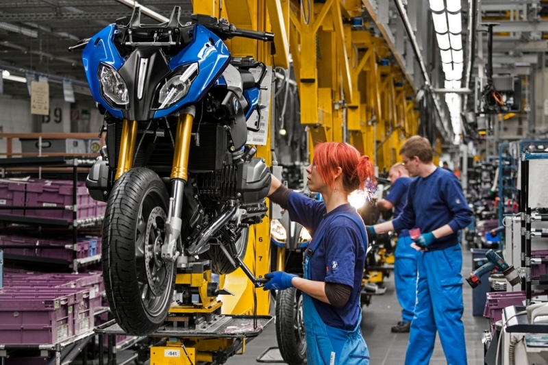 BMW Motorrad Berlín: návštěva továrny snů - 33 - 1 BMW Motorrad tovarna Berlin (32)