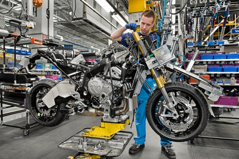 BMW Motorrad Berlín: návštěva továrny snů - 6 - 1 BMW Motorrad tovarna Berlin (21)