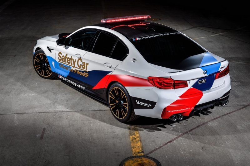 BMW představilo MotoGP Safety Car 2018: špičková M5 - 3 - 1 BMW Safety Car 2018 MotoGP (12)