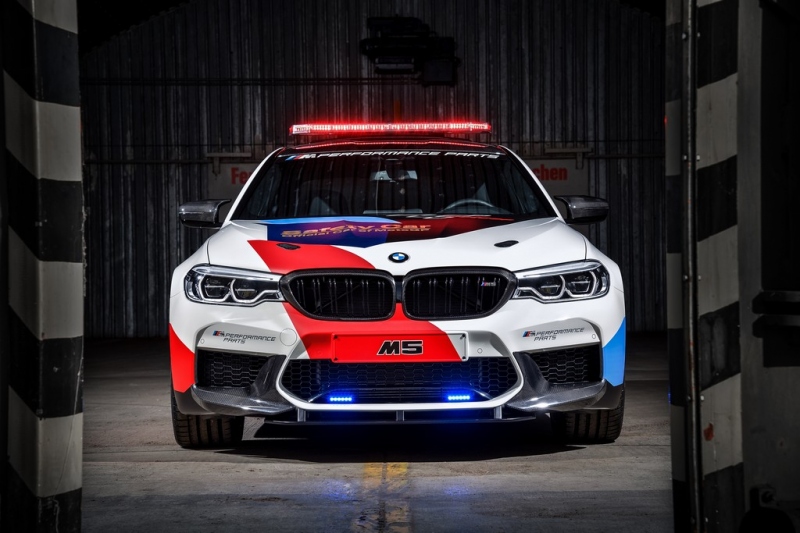 BMW představilo MotoGP Safety Car 2018: špičková M5 - 1 - 1 BMW Safety Car 2018 MotoGP (5)