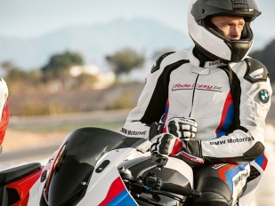 BMW Motorrad 2019: výbava pro motorkáře