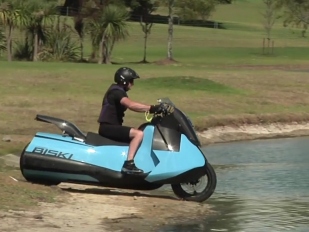 Biski: motocykl a vodní skútr v jednom