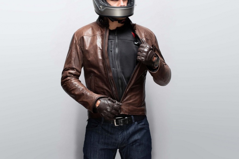 Dainese Smart Jacket: airbagová vesta  - 7 - 1 Dainese Smart Jacket airbag (7)