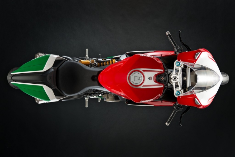Ducati 1299 Panigale R Final Edition: rozlučka s legendou - 19 - 1 Ducati 1299 Panigale R Final Edition17