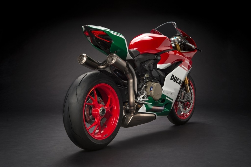 Ducati 1299 Panigale R Final Edition: rozlučka s legendou - 14 - 1 Ducati 1299 Panigale R Final Edition22