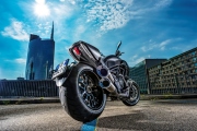 1 Ducati 2016 Diavel Carbon01
