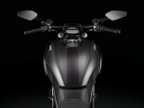 1 Ducati 2016 Diavel Carbon10