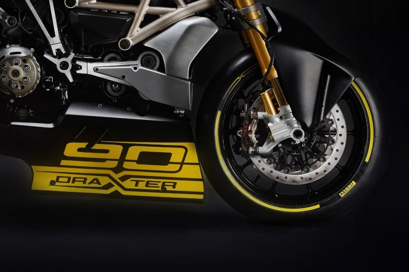 Ducati draXter: designový koncept budoucnosti - 4 - 1 Ducati 2016 draXter5