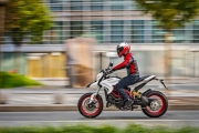 1 Ducati 2018 Hypermotard 939 (4)