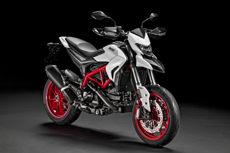 Ducati Hypermotard 939 2018: ve dvou verzích - 3 - 1 Ducati 2018 Hypermotard 939 (1)