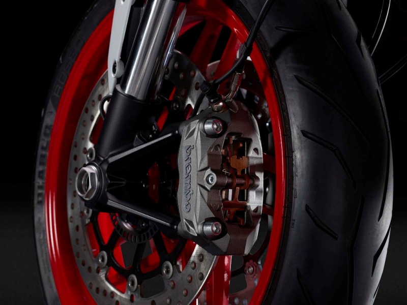 Ducati Monster 797 2017: malý netvor - 6 - 1 Ducati 797 Monster6