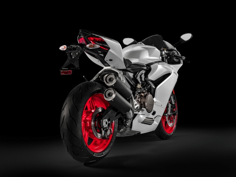 Ducati Panigale 959 2016: s vyšším výkonem - 5 - 1 Ducati 959 Panigale10