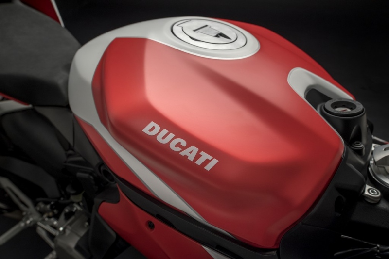 Ducati 959 Panigale Corse 2018: v novém kabátu - 9 - 2 Ducati 959 Panigale Corse 2018 (2)