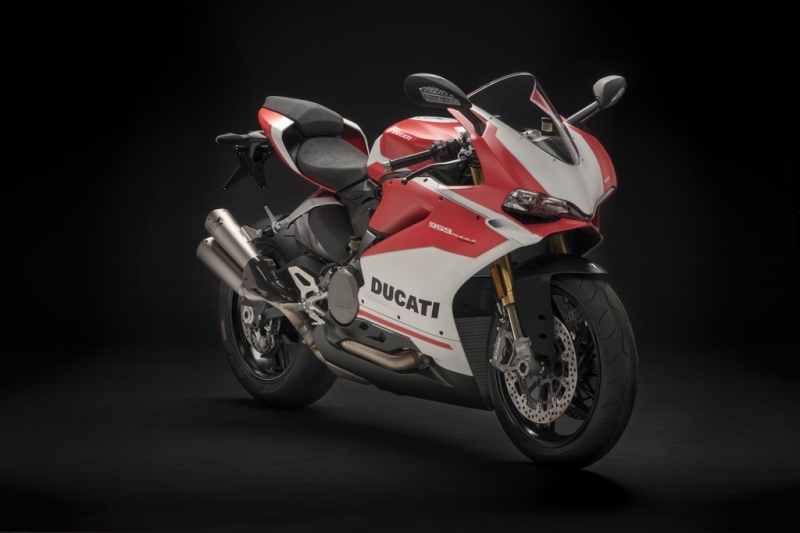 Ducati 959 Panigale Corse 2018: v novém kabátu - 1 - 2 Ducati 959 Panigale Corse 2018 (19)