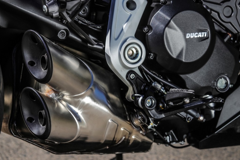 Test Ducati Diavel 1260 S: jízda s ďáblem - 10 - 1 Ducati Diavel 1260 S test (33)