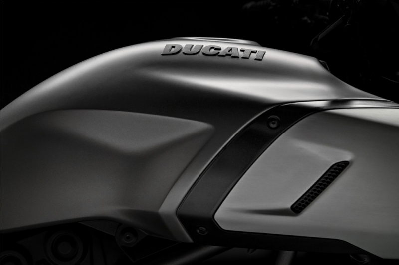 Ducati Diavel 1260: jedinečný vzhled a síla - 29 - 1 Ducati Diavel 1260 (23)