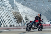 1 Ducati Monster 2021 (9)