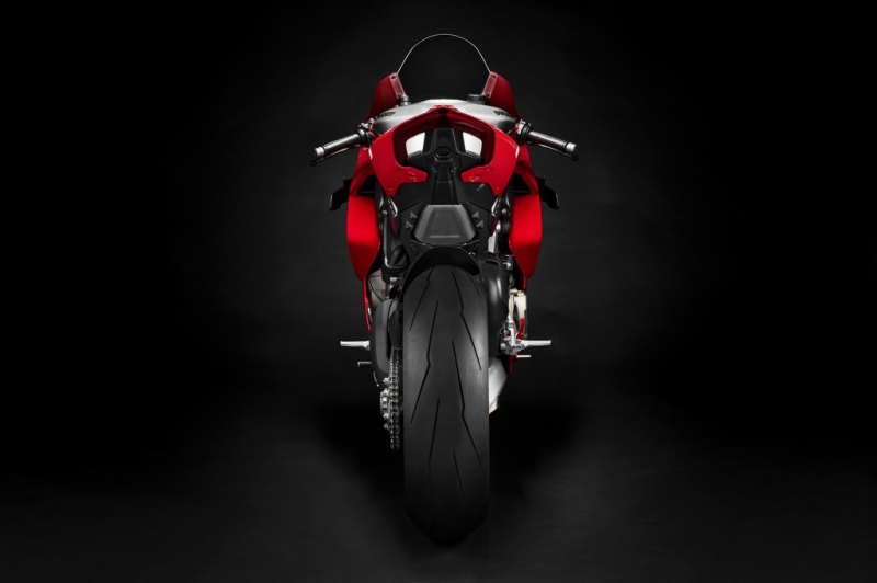 Ducati Panigale V4 R 2019: s aerodynamickými křidélky - 24 - 1 Ducati Panigale V4 R (11)