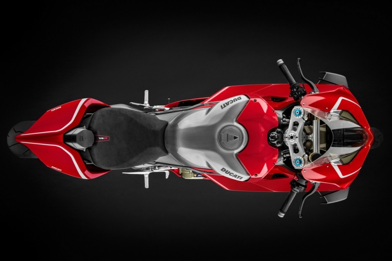 Ducati Panigale V4 R 2019: s aerodynamickými křidélky - 25 - 1 Ducati Panigale V4 R (7)