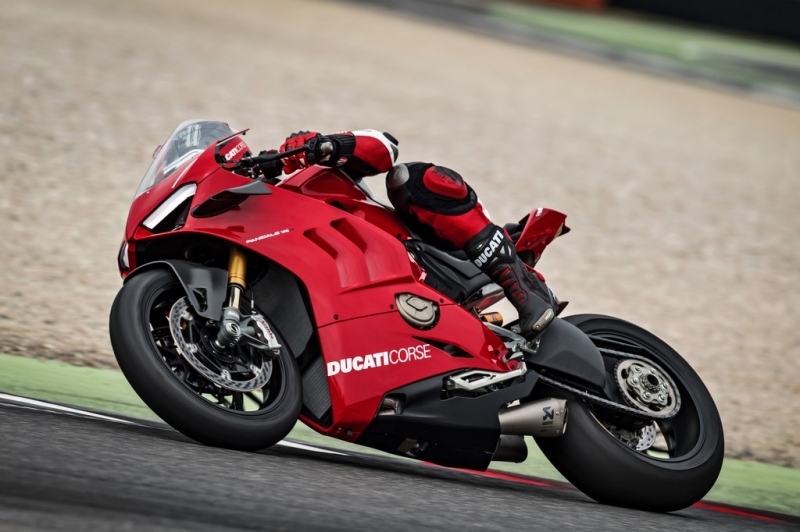 Ducati Panigale V4 R 2019: s aerodynamickými křidélky - 17 - 1 Ducati Panigale V4 R (37)