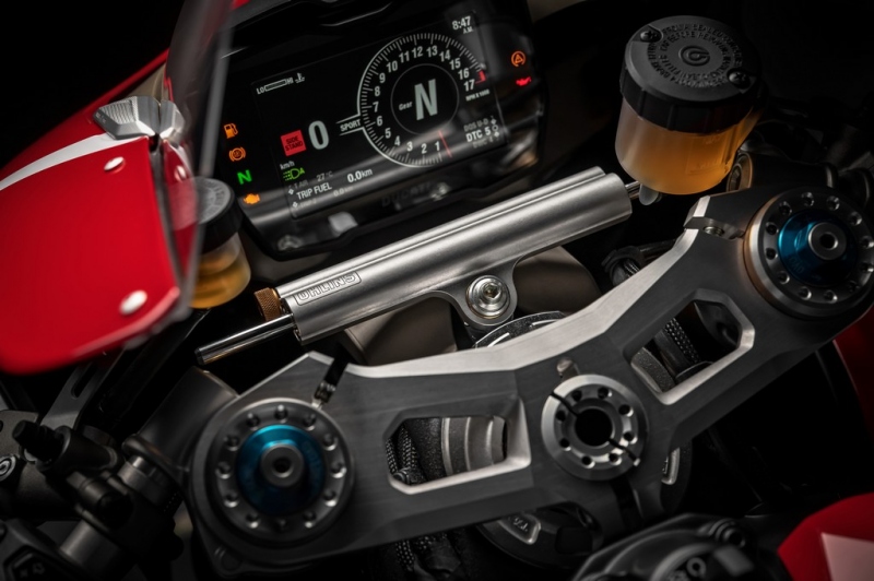 Ducati Panigale V4 R 2019: s aerodynamickými křidélky - 7 - 1 Ducati Panigale V4 R (29)