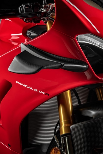Ducati Panigale V4 R 2019: s aerodynamickými křidélky - 34 - 1 Ducati Panigale V4 R (34)