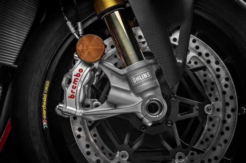 Ducati Panigale V4 R 2019: s aerodynamickými křidélky - 9 - 1 Ducati Panigale V4 R (19)
